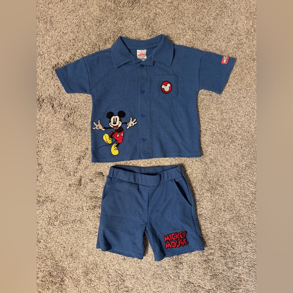 Disney Toddler Size 2T Blue Mickey Mouse Collared Button Up Short Set for Boys